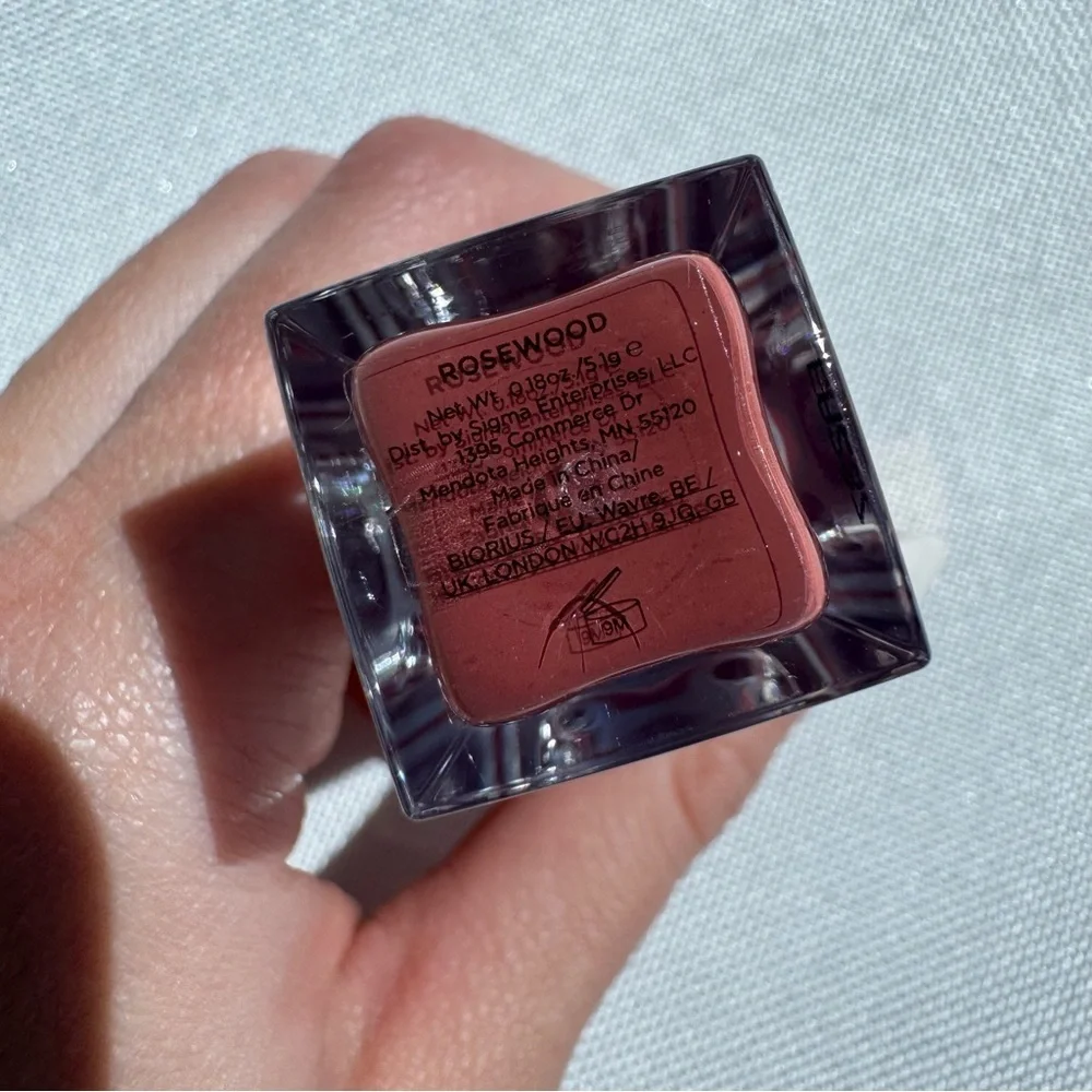 NWT Sigma Lip Cream - Rosewood